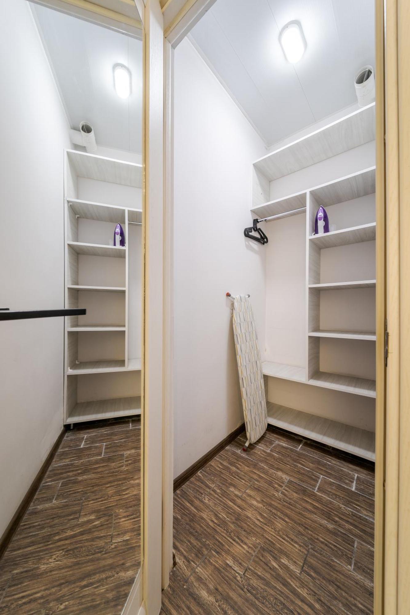 DeMar Apart Violet Lviv Buitenkant foto